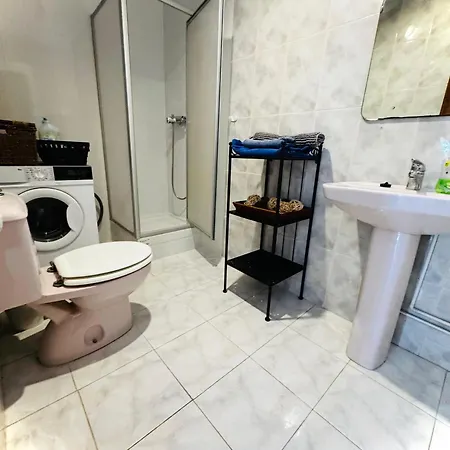 Oasis Del Faro アパート